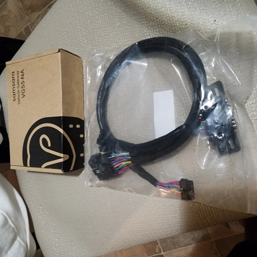 Brand New Samsung VG55-NA Vehicle Gateway - Tracking System For Trucks S UVs